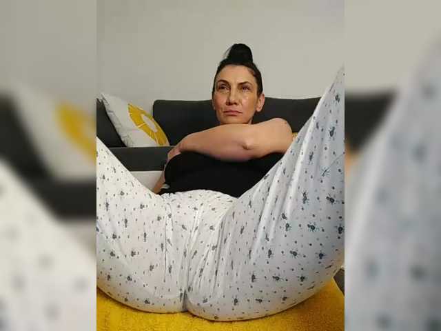 Sex chat gratuit in direct cu Amelie7 pe BongaCams