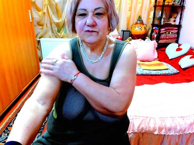 kony55c1a64fe's BongaCams show and profile