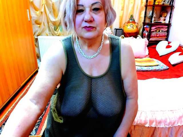 kony55c1a64fe's BongaCams show and profile