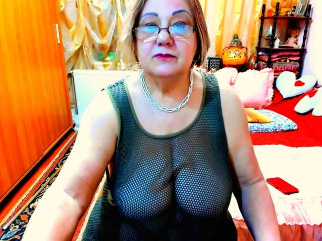 SeductiveMilf webcam
