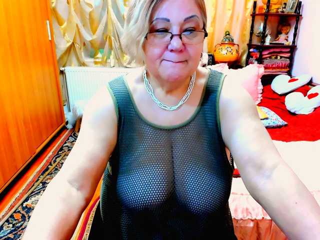 kony55c1a64fe's BongaCams show and profile