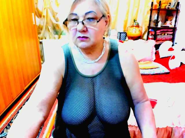 SeductiveMilf webcam bongacams model stream image
