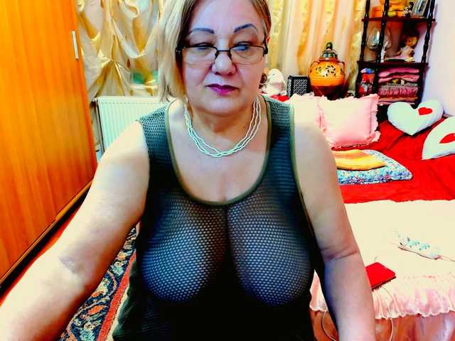 kony55c1a64fe's BongaCams show and profile