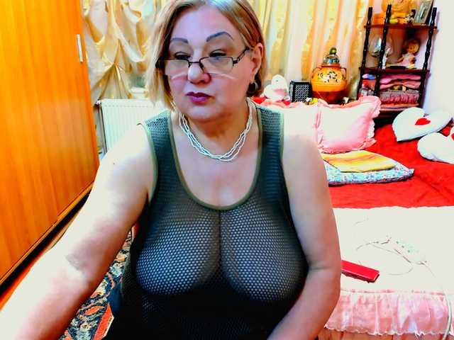 kony55c1a64fe's BongaCams show and profile