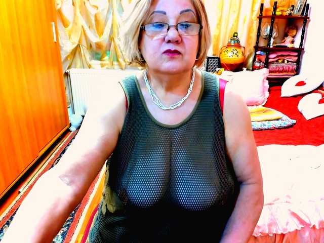 kony55c1a64fe's BongaCams show and profile