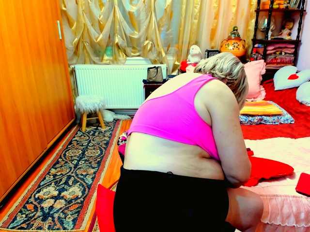 kony55c1a64fe's BongaCams show and profile