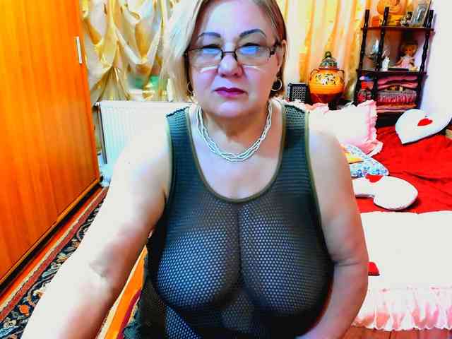 SeductiveMilf webcam