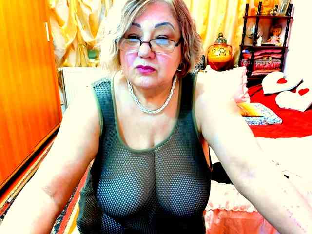 SeductiveMilf webcam