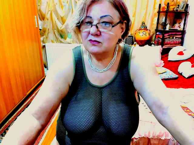 SeductiveMilf webcam