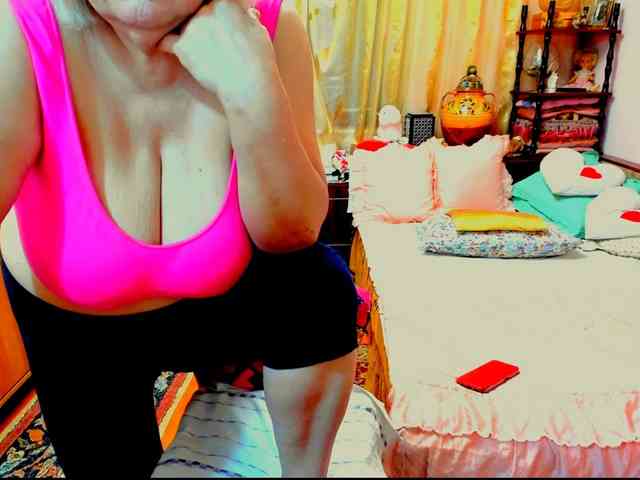 SeductiveMilf webcam