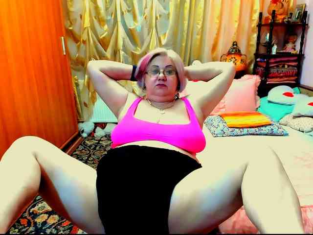 SeductiveMilf webcam