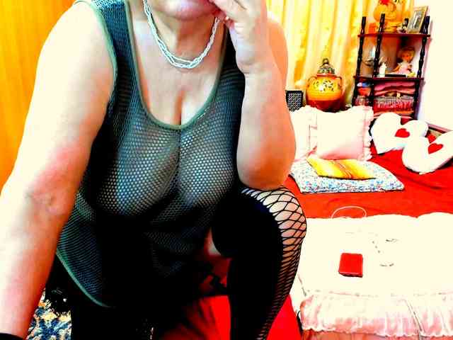 SeductiveMilf webcam