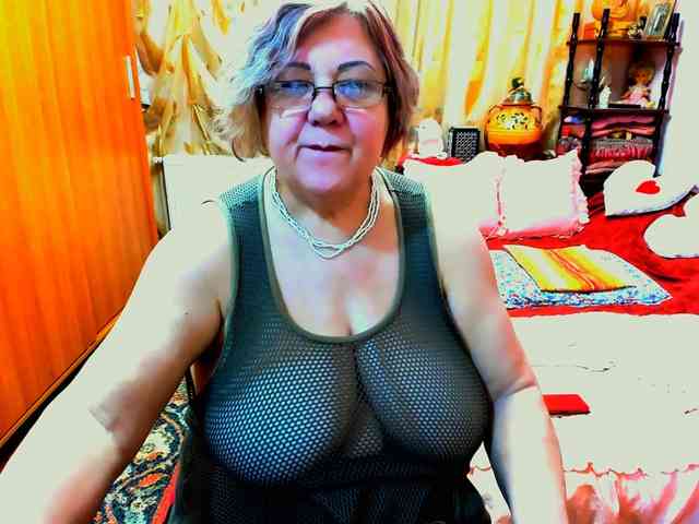 SeductiveMilf webcam