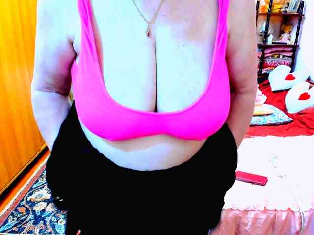 SeductiveMilf webcam