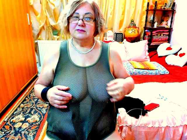 SeductiveMilf webcam