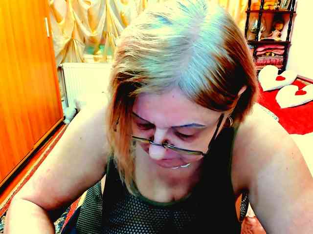 SeductiveMilf webcam