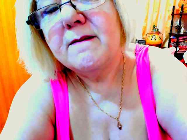 SeductiveMilf webcam