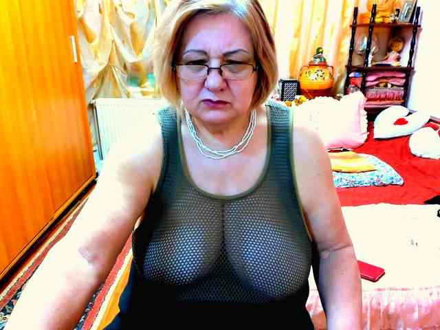 SeductiveMilf webcam