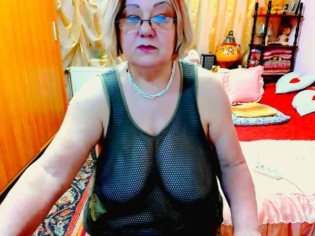 SeductiveMilf webcam
