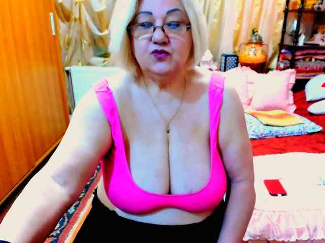 SeductiveMilf webcam