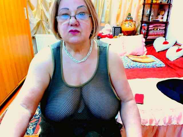 SeductiveMilf webcam