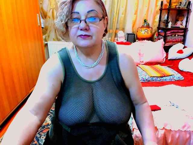 SeductiveMilf webcam