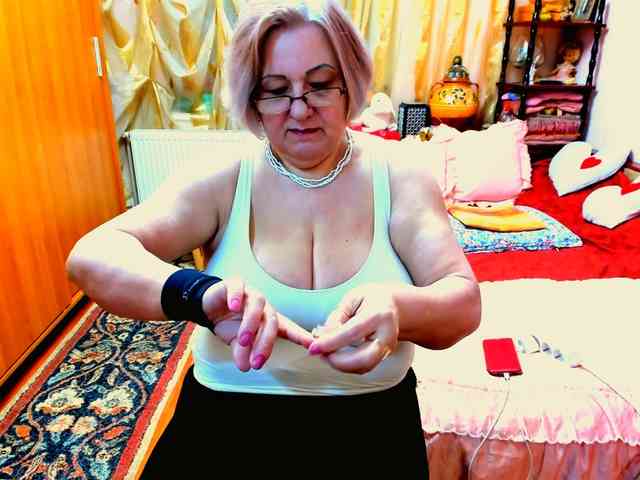 kony55c1a64fe Live Webcam on BongaCams