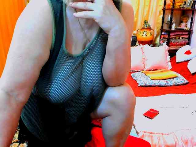 SeductiveMilf webcam