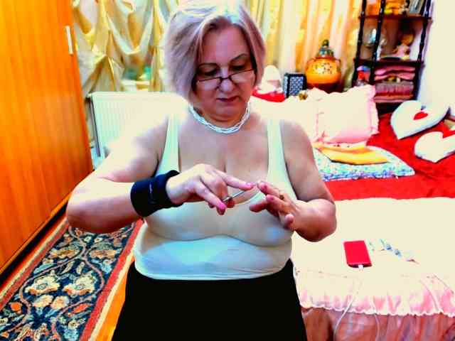 SeductiveMilf webcam