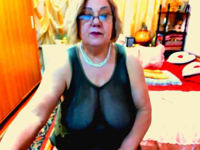 SeductiveMilf webcam