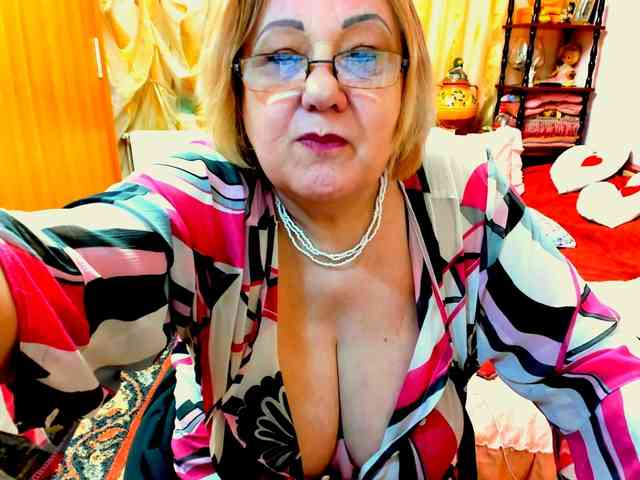 SeductiveMilf webcam
