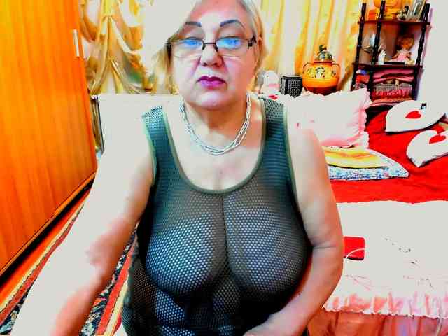 SeductiveMilf webcam