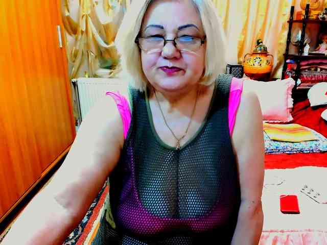 SeductiveMilf webcam