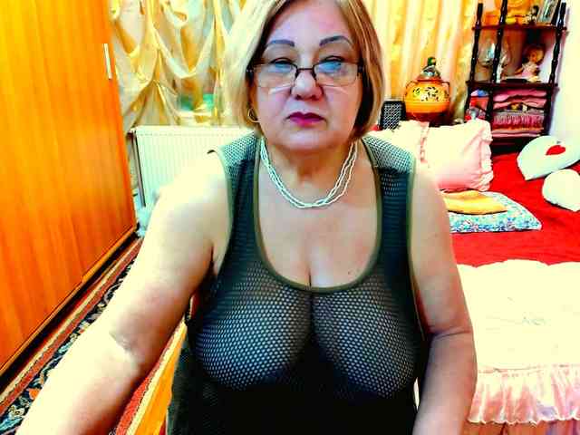 SeductiveMilf webcam
