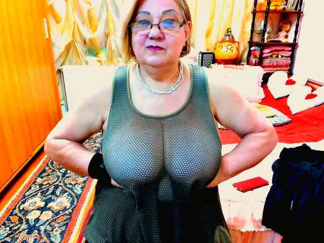 SeductiveMilf webcam