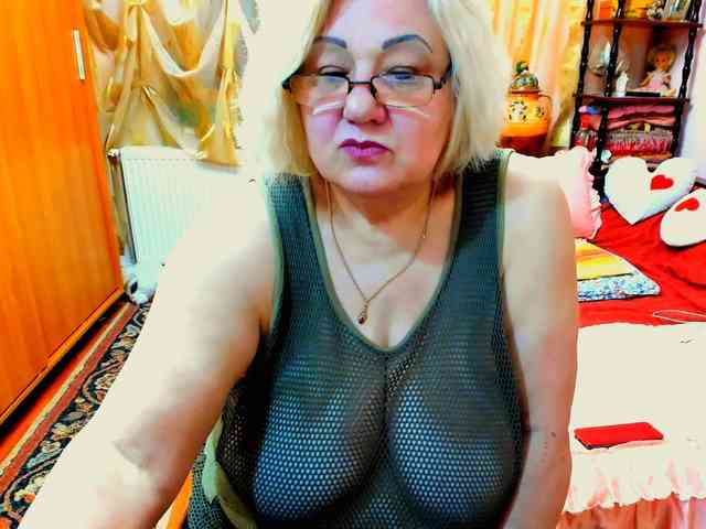 SeductiveMilf webcam