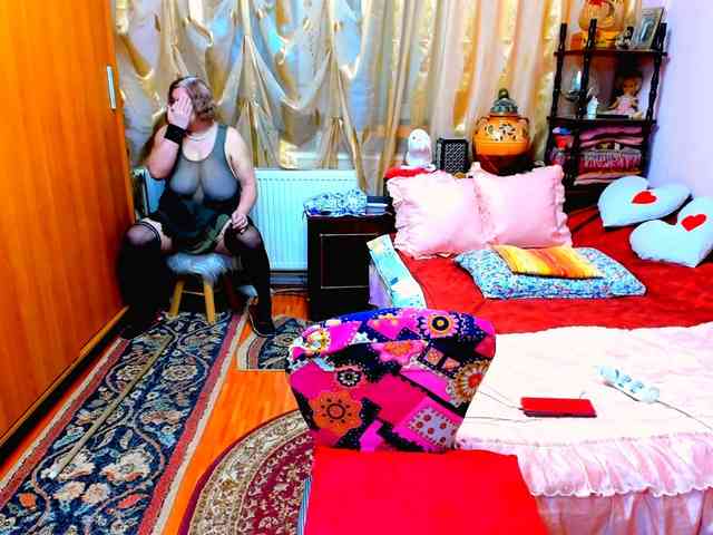 SeductiveMilf webcam