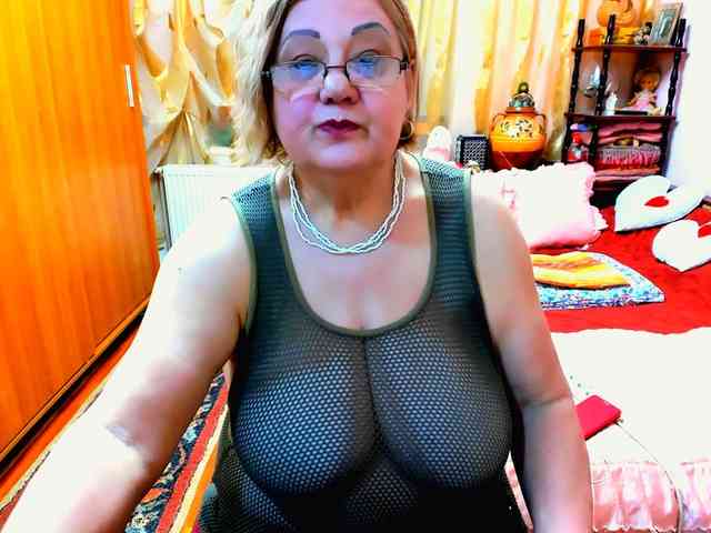 SeductiveMilf webcam