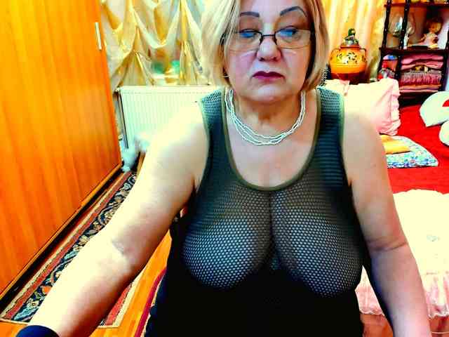 SeductiveMilf webcam