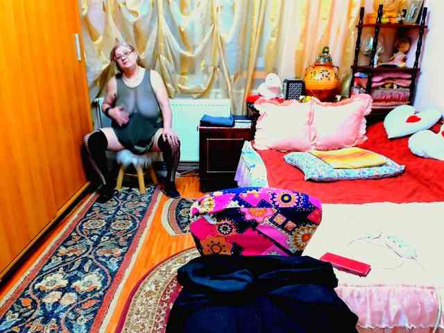 SeductiveMilf webcam