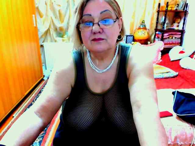 SeductiveMilf webcam