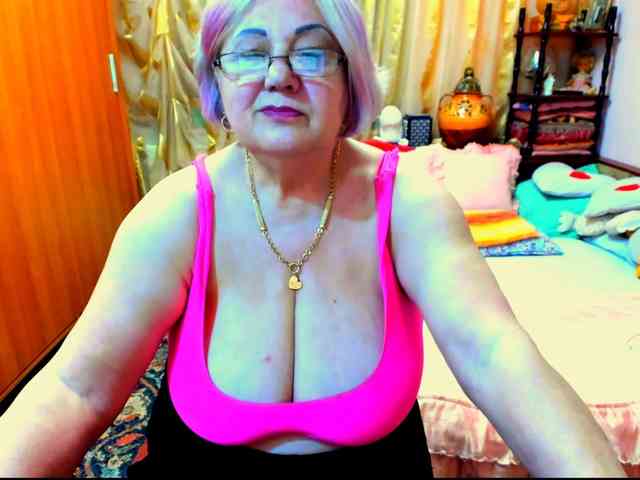 SeductiveMilf webcam