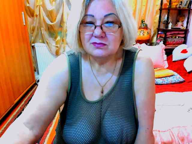 SeductiveMilf webcam