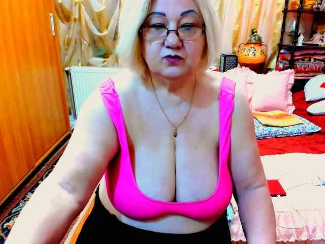 SeductiveMilf webcam