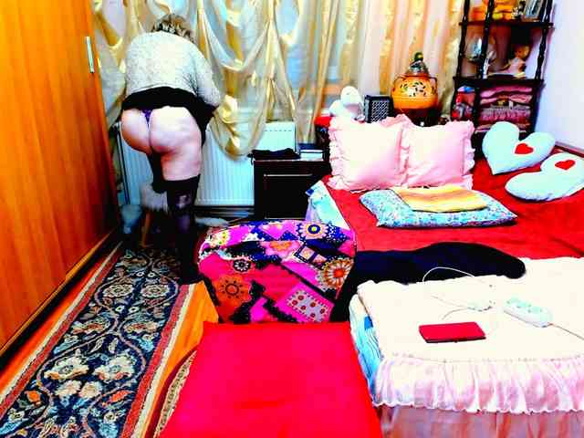 SeductiveMilf webcam