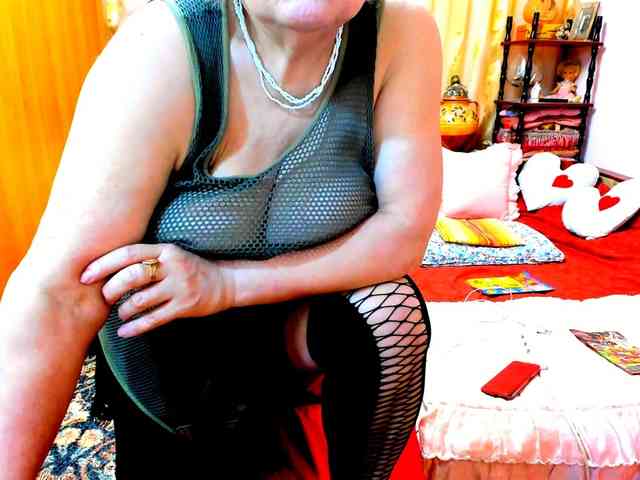 SeductiveMilf webcam