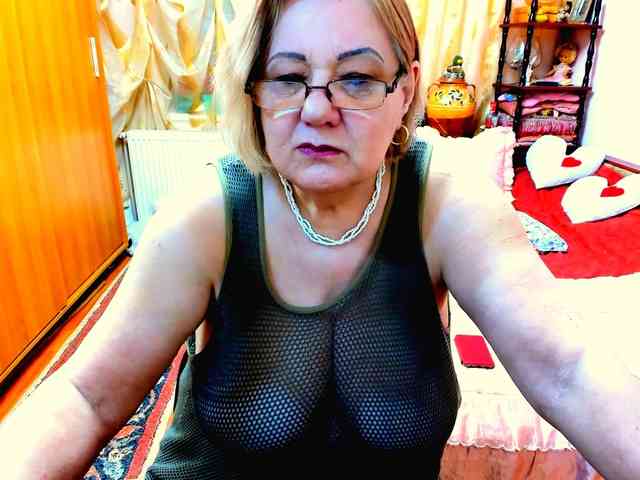 SeductiveMilf webcam