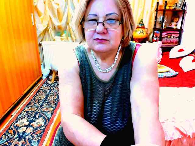 SeductiveMilf webcam