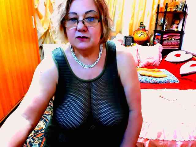 SeductiveMilf webcam