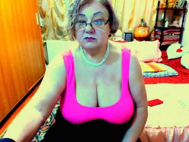 SeductiveMilf webcam